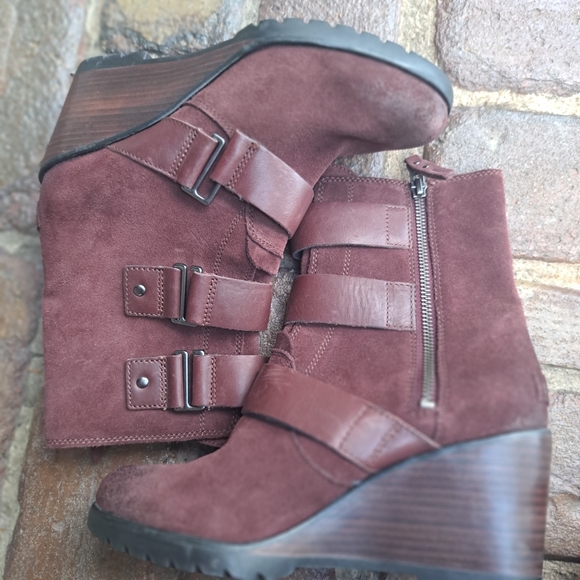 Sorel After Hour Suede Brown Boot Women's Size 8 With Side Zipper. - Picture 3 of 12